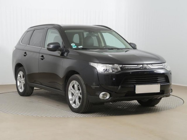 Mitsubishi Outlander  2.2 DI-D 