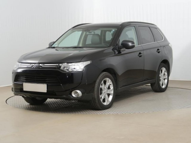 Mitsubishi Outlander  2.2 DI-D 