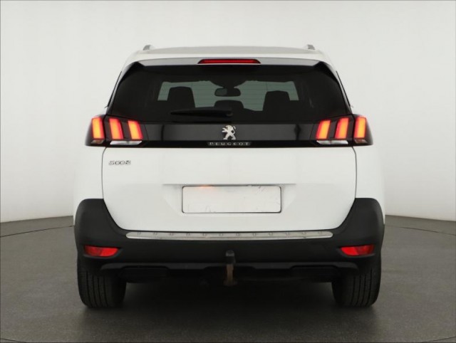 Peugeot 5008  1.6 BlueHDi 