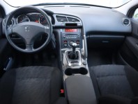 Peugeot 3008  1.6 THP 