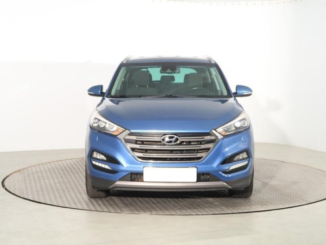 Hyundai Tucson  2.0 CRDi 