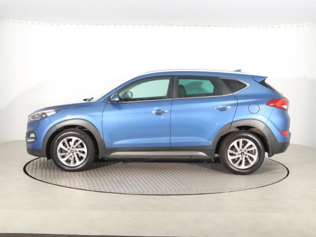 Hyundai Tucson  2.0 CRDi 