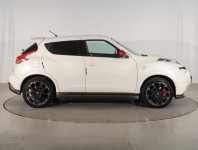 Nissan Juke  1.6 DIG-T Pure Black