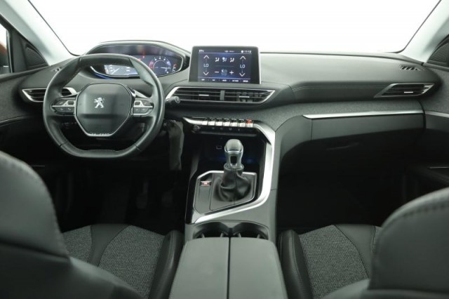 Peugeot 3008  1.2 PureTech 