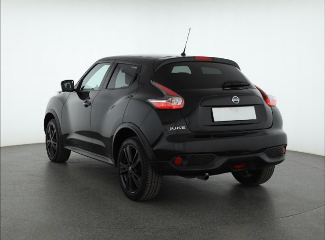 Nissan Juke  1.6 i 