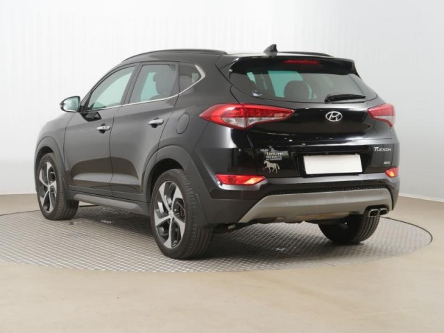 Hyundai Tucson  2.0 CRDi 