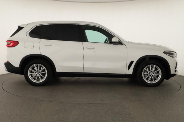 BMW X5  xDrive40i 