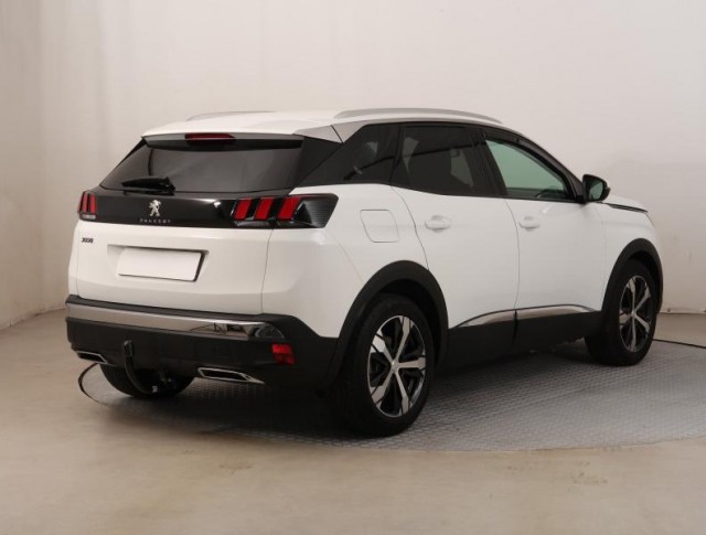 Peugeot 3008  1.5 BlueHDi 