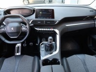 Peugeot 3008  1.5 BlueHDi 