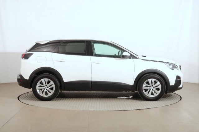 Peugeot 3008  1.2 PureTech Business-Line