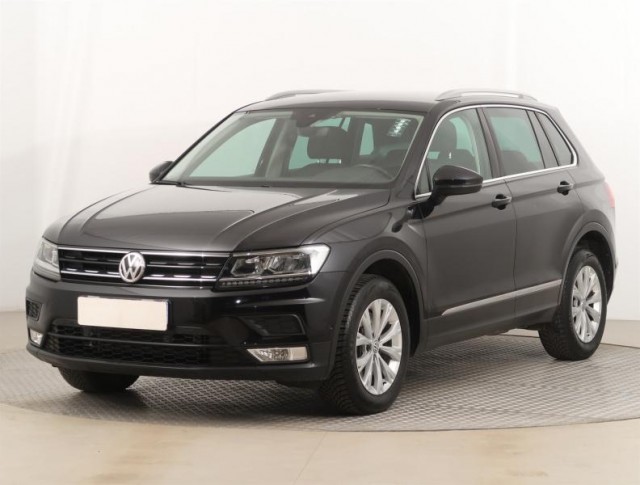 Volkswagen Tiguan  2.0 TSI 