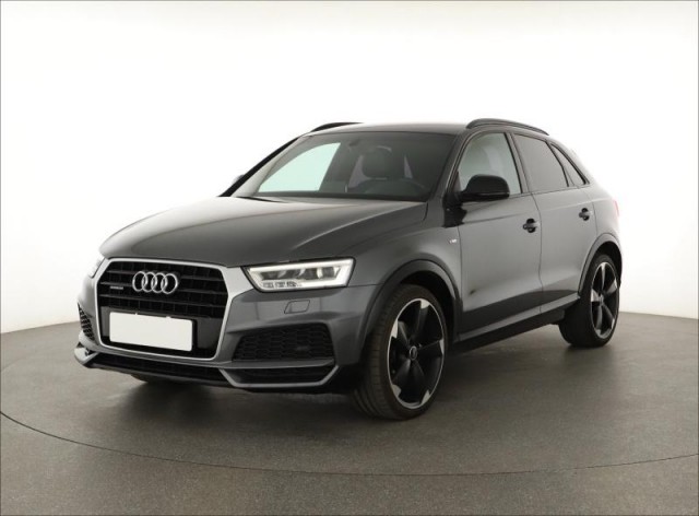 Audi Q3  2.0 TDI S-Line