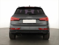 Audi Q3  2.0 TDI S-Line