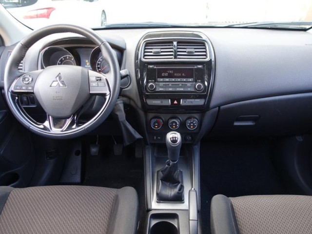 Mitsubishi ASX  2.0 MIVEC 