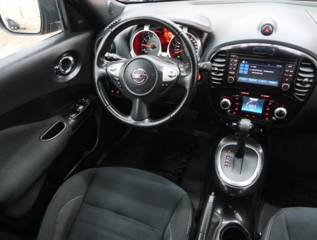 Nissan Juke  1.6 i 