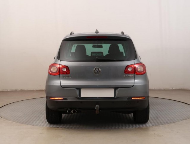 Volkswagen Tiguan  2.0 TDI 