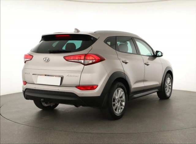 Hyundai Tucson  1.7 CRDi 