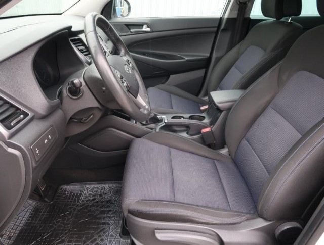 Hyundai Tucson  1.7 CRDi 