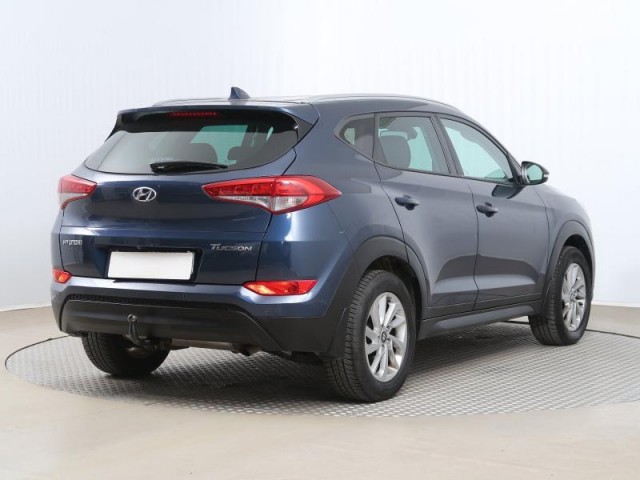 Hyundai Tucson  1.7 CRDi Trikolor Plus