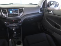 Hyundai Tucson  1.7 CRDi Trikolor Plus