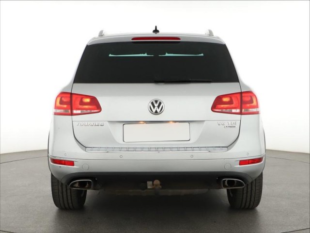 Volkswagen Touareg  3.0 TDI 