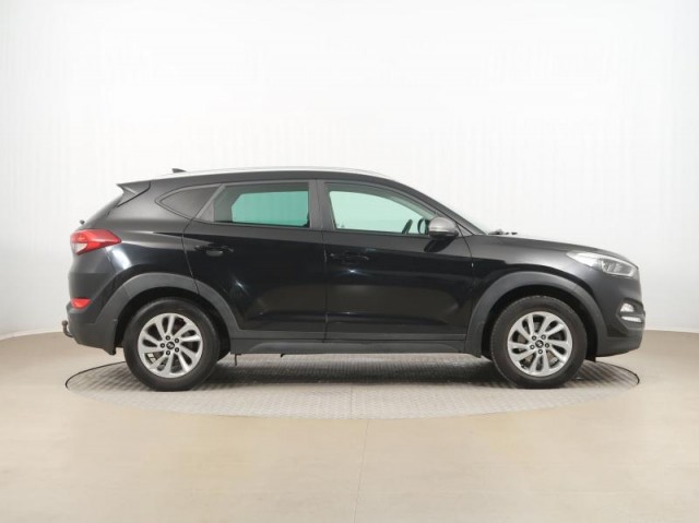 Hyundai Tucson  1.7 CRDi 