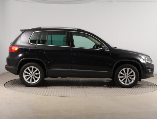 Volkswagen Tiguan  2.0 TDI 