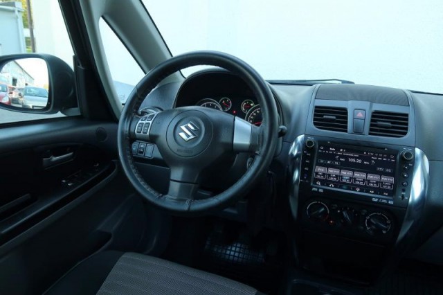 Suzuki SX4  1.6 VVT 