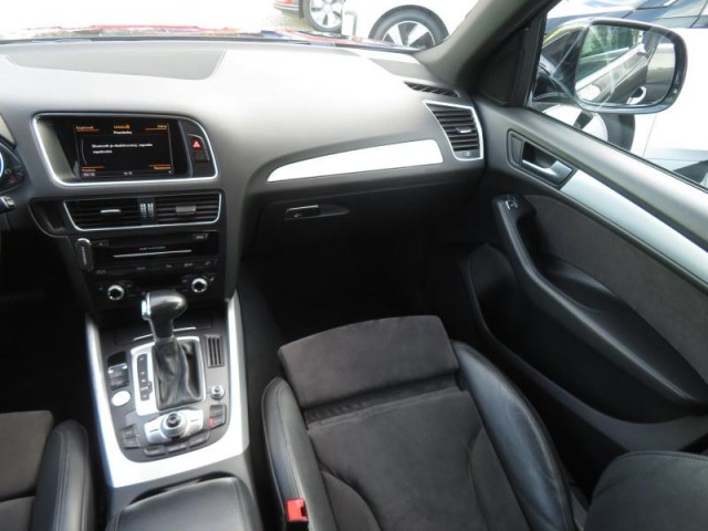 Audi Q5  2.0 TDI 