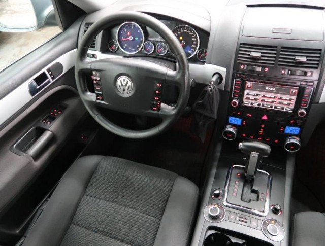 Volkswagen Touareg  2.5 R5 TDI 