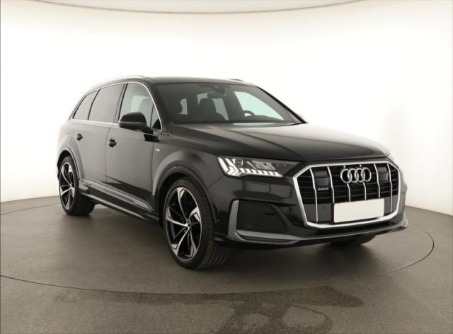 Audi Q7  50 TDI S-Line