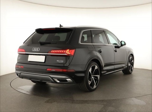 Audi Q7  50 TDI S-Line