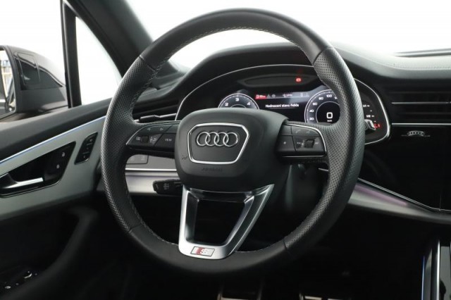 Audi Q7  50 TDI S-Line