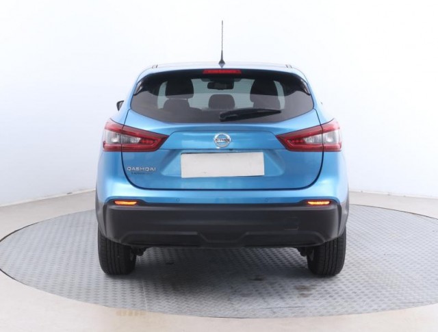 Nissan Qashqai  1.3 DIG-T 