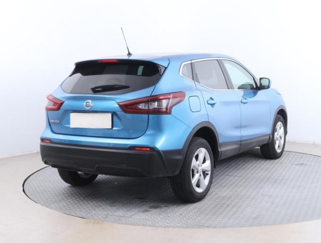 Nissan Qashqai  1.3 DIG-T 