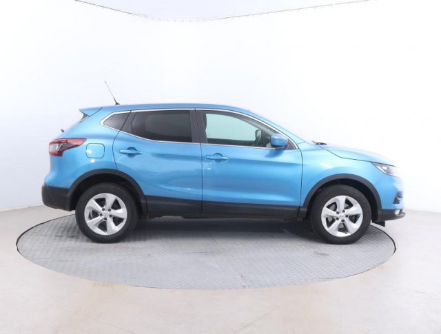 Nissan Qashqai  1.3 DIG-T 