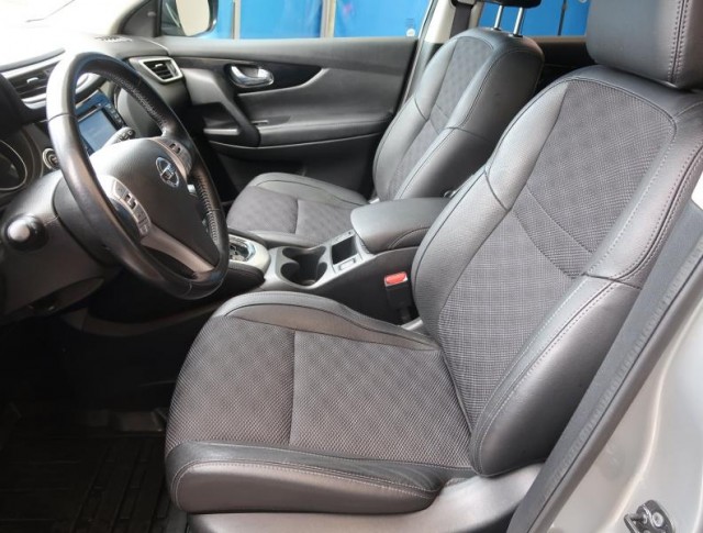 Nissan Qashqai  1.2 DIG-T 