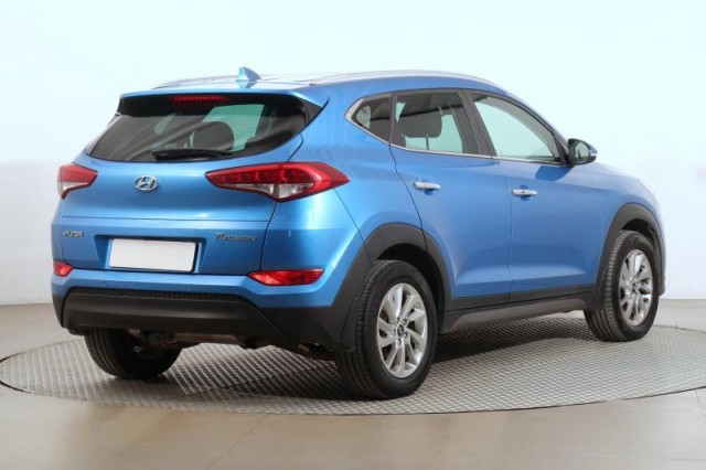 Hyundai Tucson  1.7 CRDi 