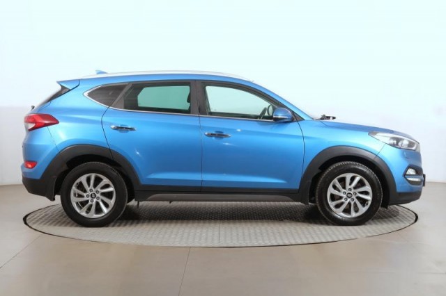 Hyundai Tucson  1.7 CRDi 