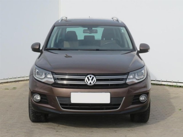 Volkswagen Tiguan  2.0 TSI 