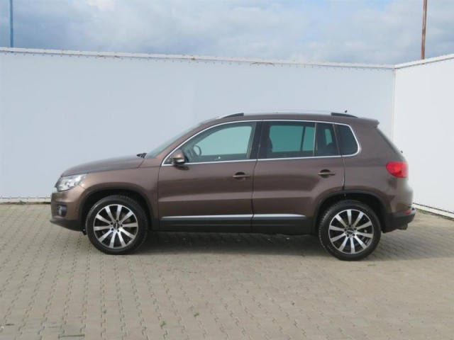 Volkswagen Tiguan  2.0 TSI 