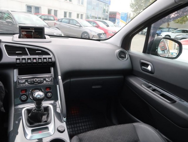 Peugeot 3008  1.6 HDi 