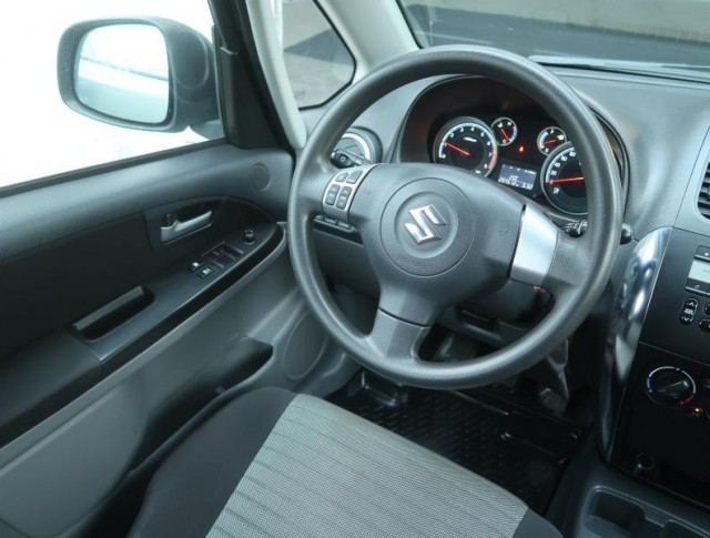 Suzuki SX4  1.6 VVT 