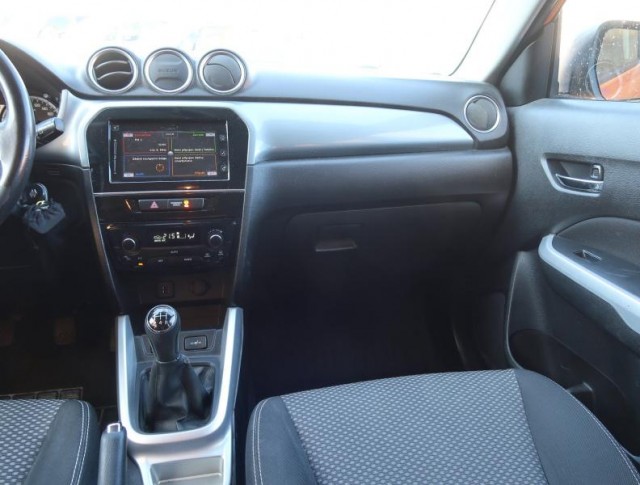 Suzuki Vitara  1.6 VVT Premium