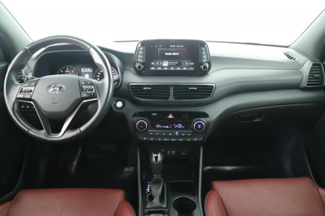 Hyundai Tucson  2.0 CRDi 