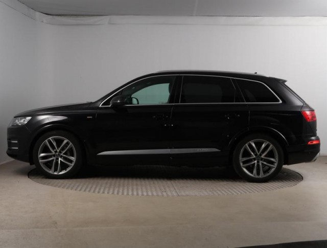 Audi Q7  50 TDI S-line