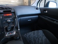 Peugeot 3008  1.6 HDi 