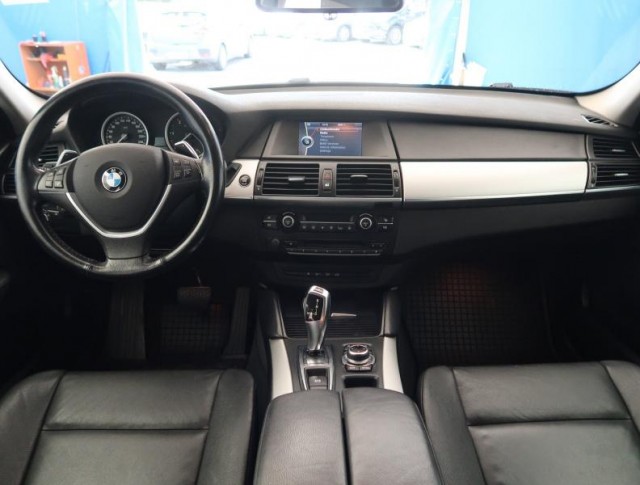 BMW X6  xDrive30d 