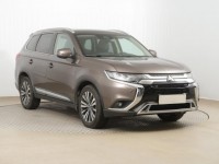 Mitsubishi Outlander  2.0 Instyle