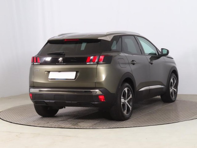 Peugeot 3008  1.2 PureTech Allure